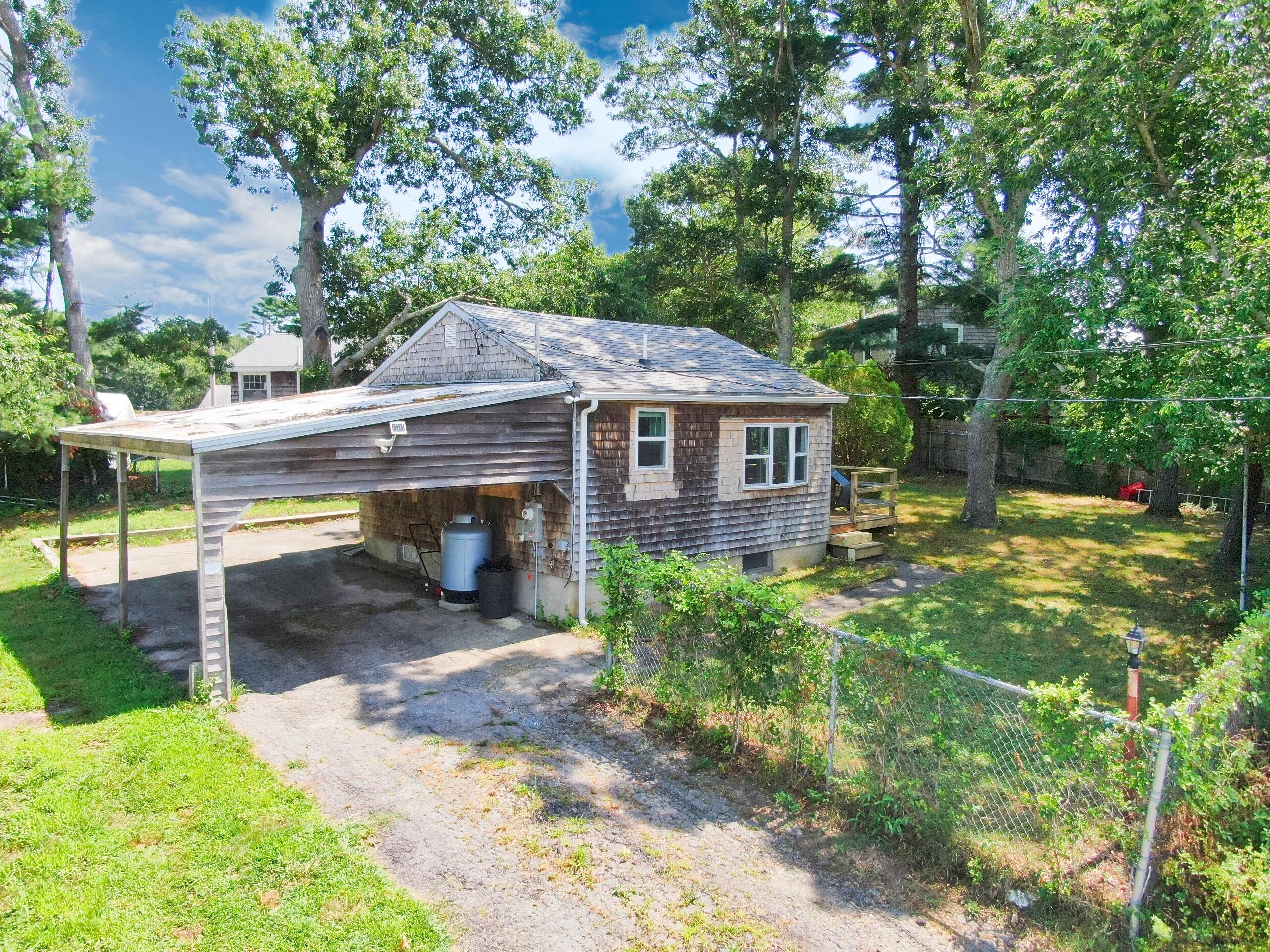 27 Lake Drive Plymouth MA 02360
