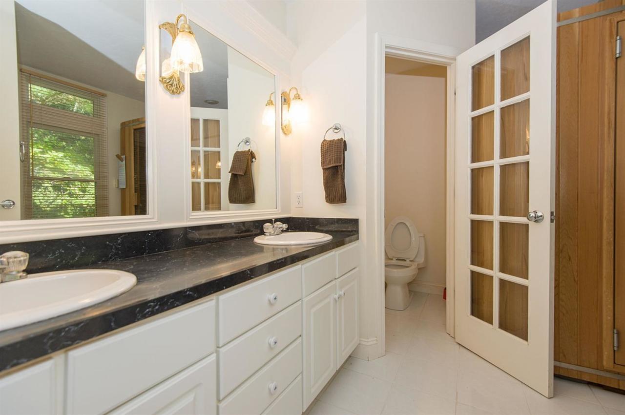 4 Blue Fin Mashpee MA 02649