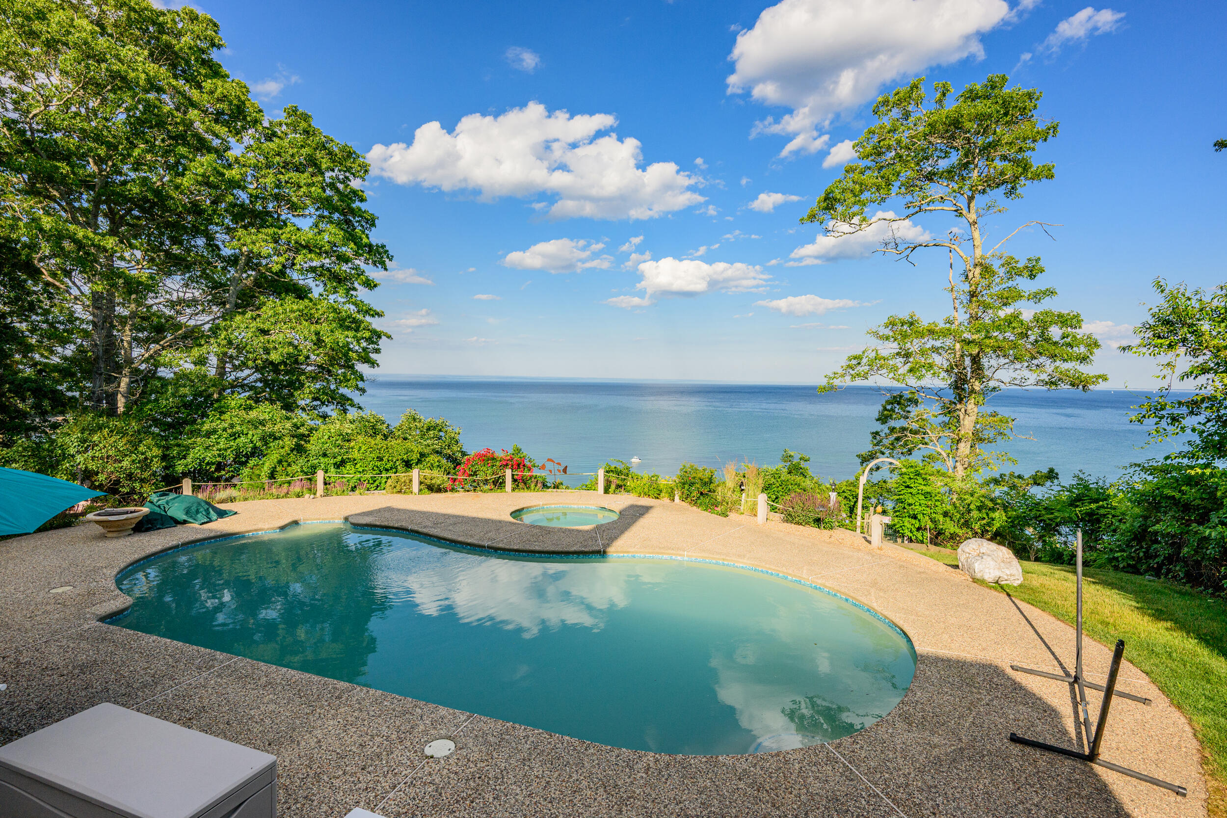 31 Ellisville Road Plymouth MA 02360