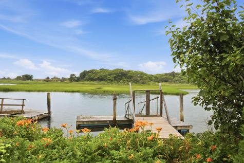 104 Pawkannawkut Drive South Yarmouth MA 02664
