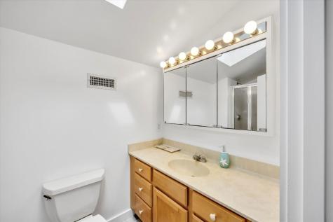 44 Nobska Road Falmouth MA 02543