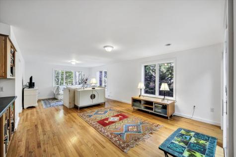 44 Nobska Road Falmouth MA 02543