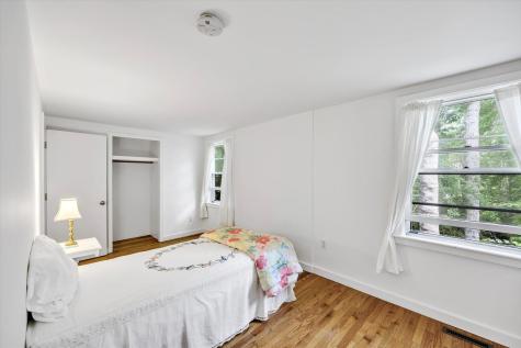 44 Nobska Road Falmouth MA 02543