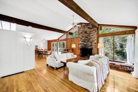 44 Nobska Road Falmouth MA 02543