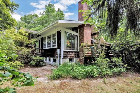44 Nobska Road Falmouth MA 02543