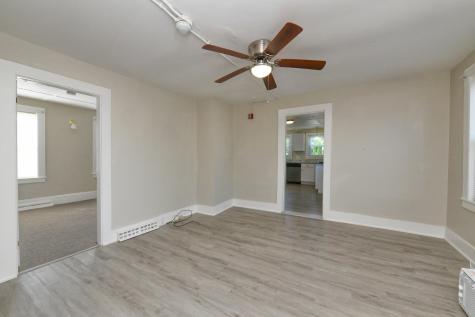 21 12 Street Wareham MA 02571