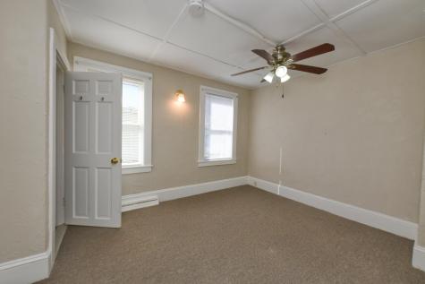 21 12 Street Wareham MA 02571