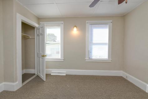 21 12 Street Wareham MA 02571