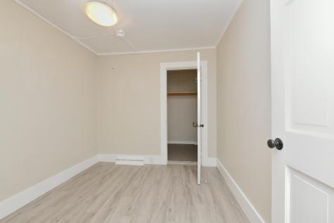 21 12 Street Wareham MA 02571