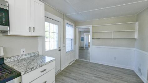 21 12 Street Wareham MA 02571