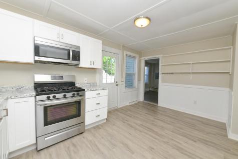 21 12 Street Wareham MA 02571