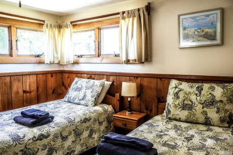 20 Overlook Knoll Road Mashpee MA 02649