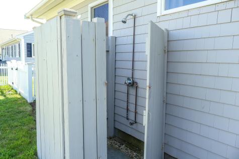 20 Overlook Knoll Road Mashpee MA 02649