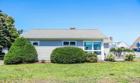20 Overlook Knoll Road Mashpee MA 02649