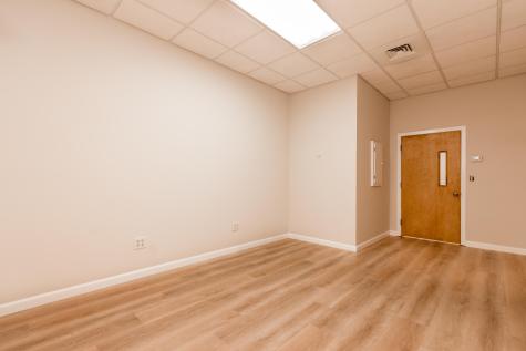 152 Breeds Hill Road Hyannis MA 02601