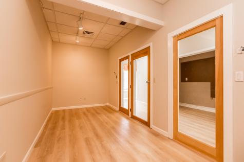 152 Breeds Hill Road Hyannis MA 02601
