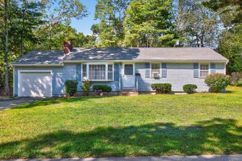 101 Longfellow Drive Barnstable MA 02632