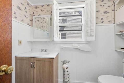 21 Chadwell Avenue Sandwich MA 02563