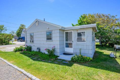 21 Chadwell Avenue Sandwich MA 02563