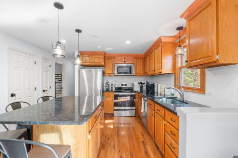 32 Wintergreen Road Mashpee MA 02649