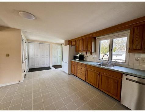 20 Quartermaster Row Yarmouth MA 02664