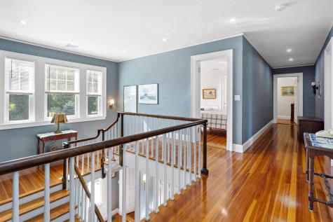 122 Gansett Road Falmouth MA 02543