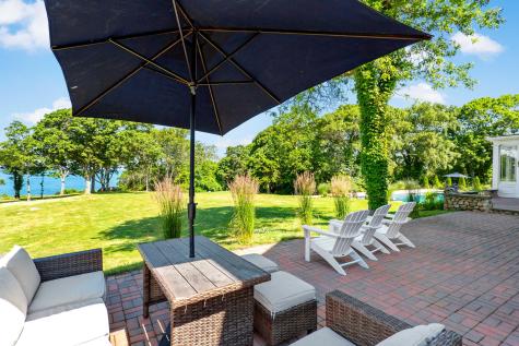 122 Gansett Road Falmouth MA 02543