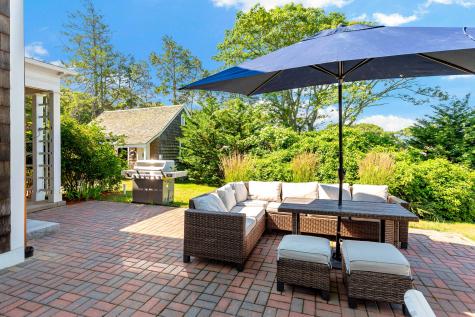 122 Gansett Road Falmouth MA 02543