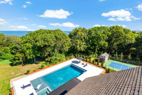 122 Gansett Road Falmouth MA 02543