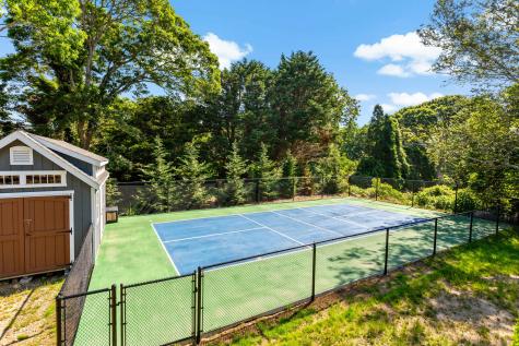 122 Gansett Road Falmouth MA 02543