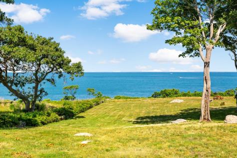 122 Gansett Road Falmouth MA 02543