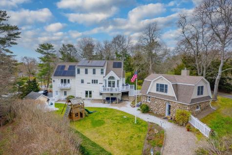 7 Wolf Road Buzzards Bay MA 02532