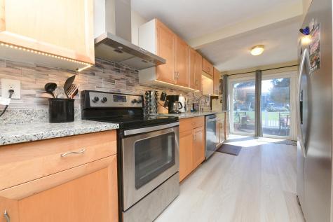 22 Ash Street Wareham MA 02571