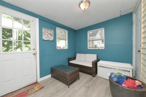 22 Ash Street Wareham MA 02571