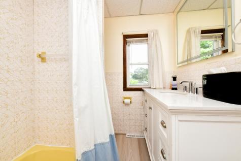 22 Ash Street Wareham MA 02571