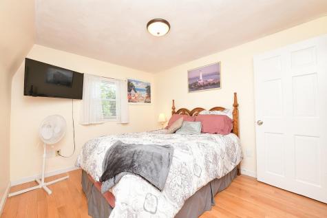 22 Ash Street Wareham MA 02571