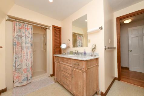 22 Ash Street Wareham MA 02571
