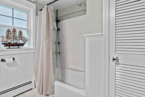 25 Donegal Circle Centerville MA 02632