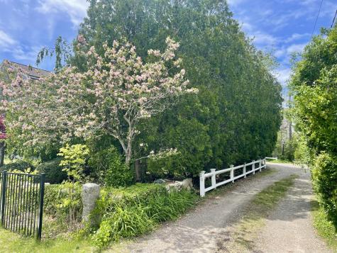 30 Snows Lane Provincetown MA 02657