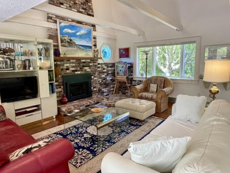 30 Snows Lane Provincetown MA 02657