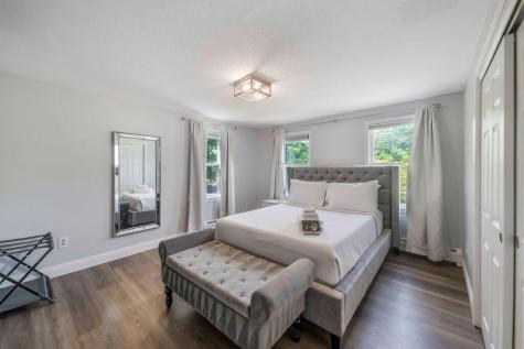 327 N Falmouth Highway North Falmouth MA 02556