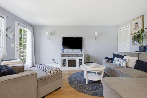 15 Commercial Street South Yarmouth MA 02664