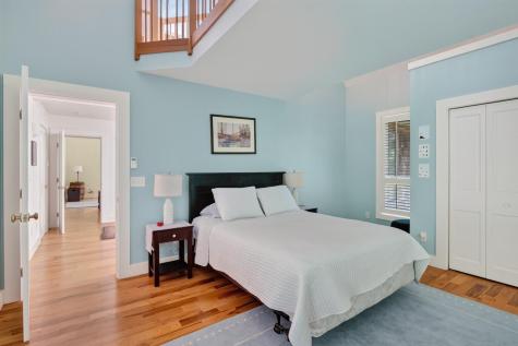 82 Harbor Hill Road Woods Hole MA 02543