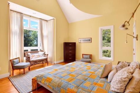 82 Harbor Hill Road Woods Hole MA 02543