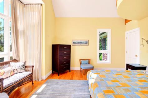 82 Harbor Hill Road Woods Hole MA 02543