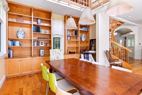 82 Harbor Hill Road Woods Hole MA 02543