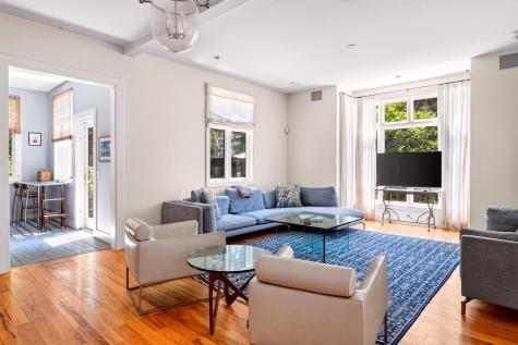82 Harbor Hill Road Woods Hole MA 02543