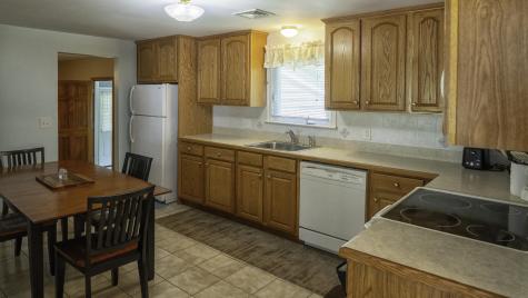118 Walton Avenue Hyannis MA 02601