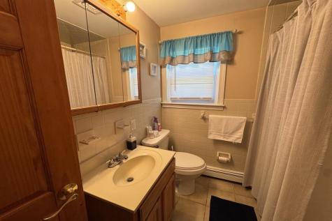 118 Walton Avenue Hyannis MA 02601