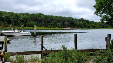 210 Seapit Road East Falmouth MA 02536